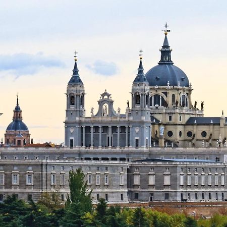 Bonito Apartamento Junto A La Plaza Mayor Madrid Kültér fotó